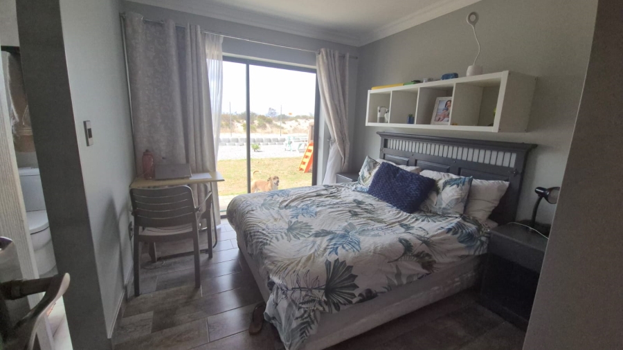 To Let 3 Bedroom Property for Rent in Dana Bay Western Cape